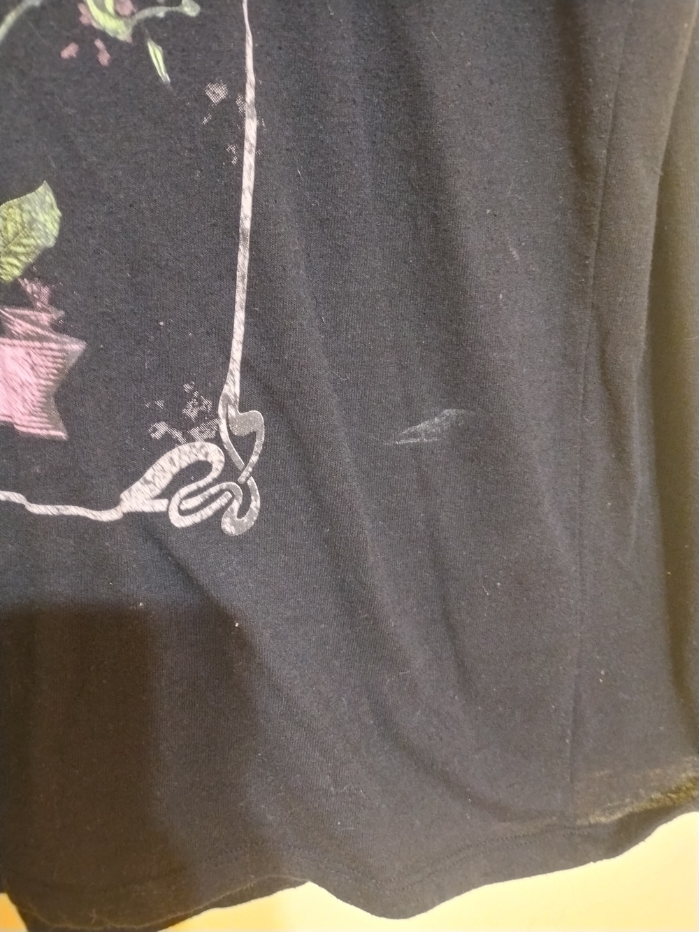 Chemistry Black 'Damask Rose Seeds' Graphic Tee - Picture 3 of 4